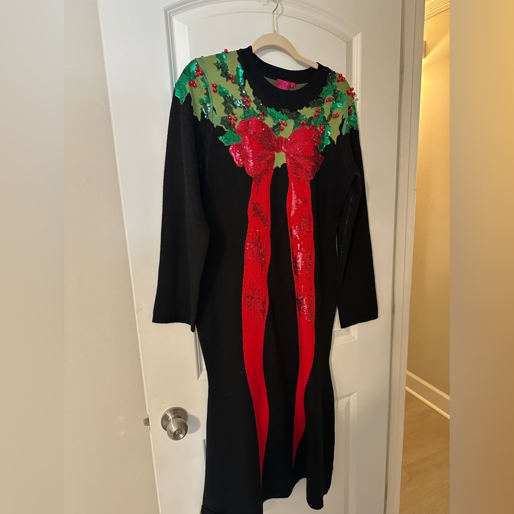 Queen of Sparkles Black Dress Bow and Wreath